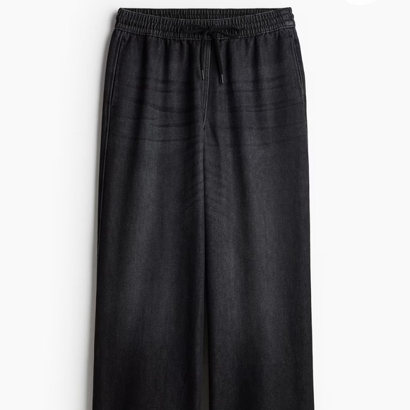 NWT H&M Denim pull on pants in black - Picture 3 of 6